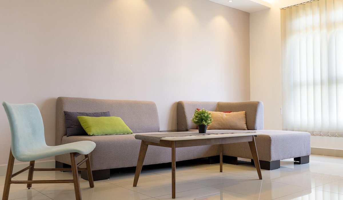 Creating a Calm Bedroom with Natural Fabrics